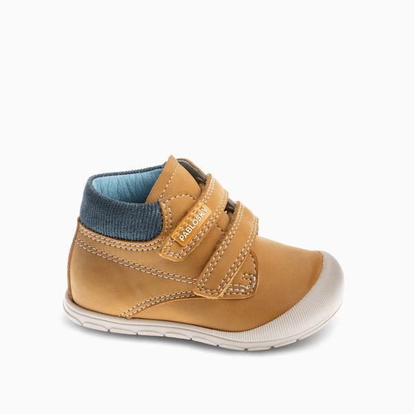 Botín tech camel velcro 045182 Pablosky